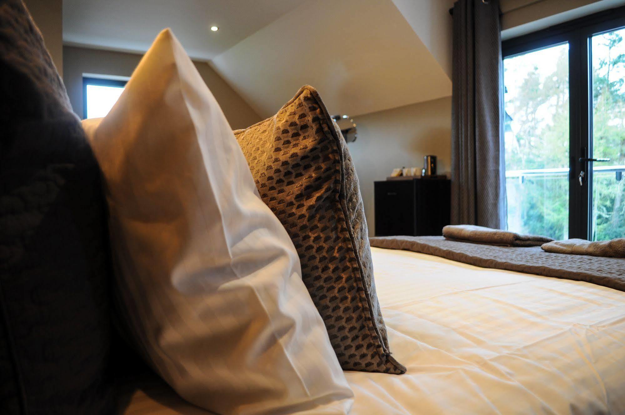 The Corran Motel Onich Ngoại thất bức ảnh